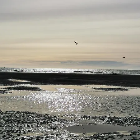 Charme&détente Au Bord De